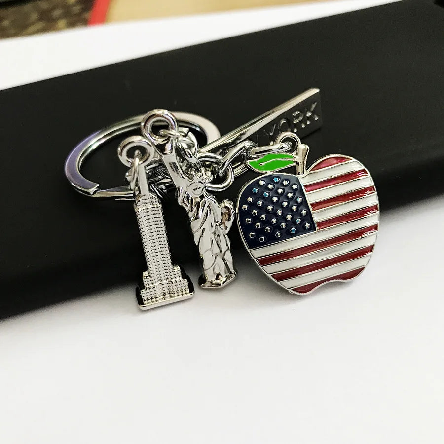 American travel souvenirs Empire State Building key chain Statue of ...